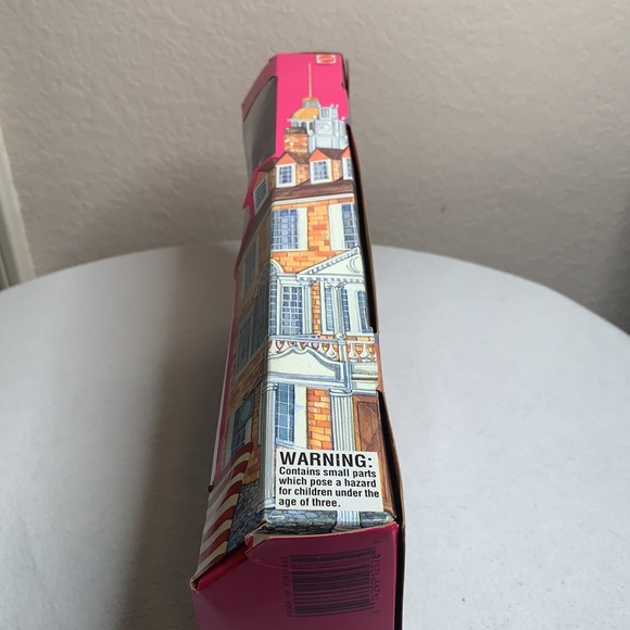 NIB Colonial Barbie - Picture 6 of 8